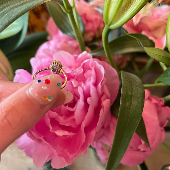 Diamond and opal gold ring - Picture 9 of 12